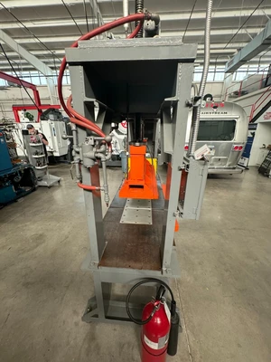 USED 2001 Yonkers Press 20T