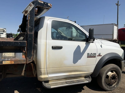 USED 2014 RAM CHASSIS 5500