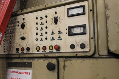 WMW MODUL Gear Hobbers, 2× in good working condition, VIDEO - PRICE FOR LOT