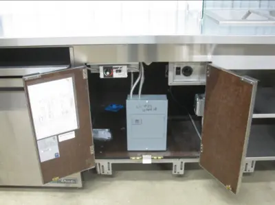 124-0067 Amtekco 8′ Hot Food Merchandiser and Undercounter Cooler-2019