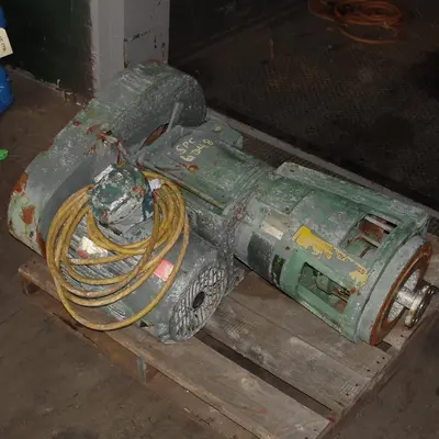 USED LIGHTNIN 108VSEDS10