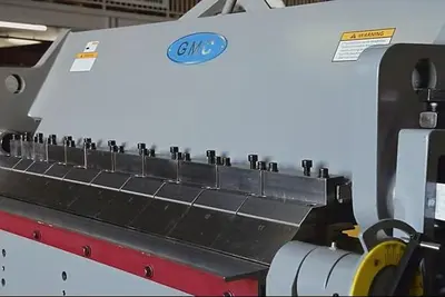 NEW GMC MACHINE TOOLS HBB-0410