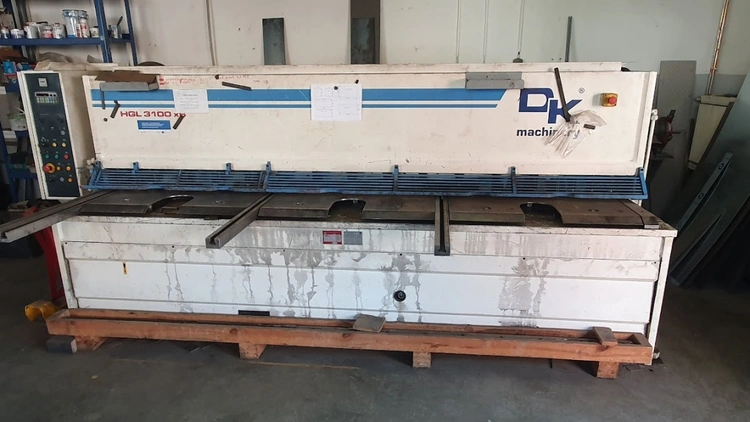 Used 2011 BAYKAL _UNKNOWN_ Sheet Metal Shears | TBS Machines #540106