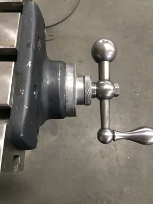 BRIDGEPORT Series 1 2 HP Mills, Vertical | Machinery Central (13)