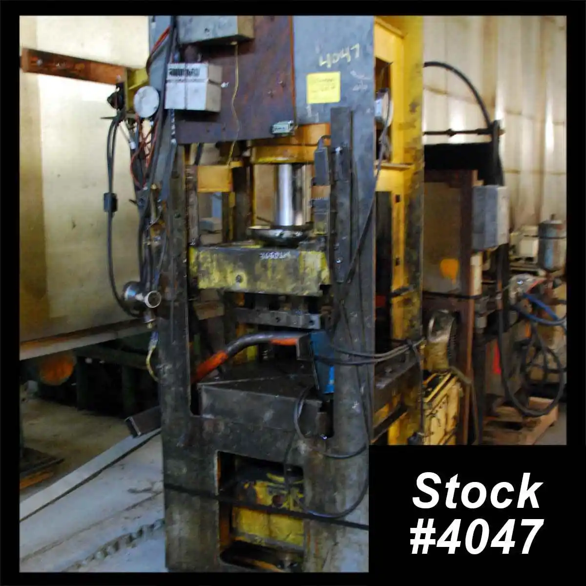 40 Ton x 11.8″ CTON Hydraulic Press