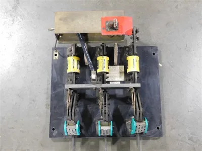 Boltswitch VL 369 Bolted Pressure Contact Switch 1600A 600VAC 3 Pole 3 Wire Used
