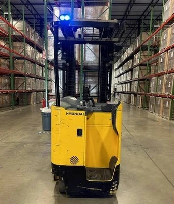 USED 2012 HYUNDAI 18BRP-7