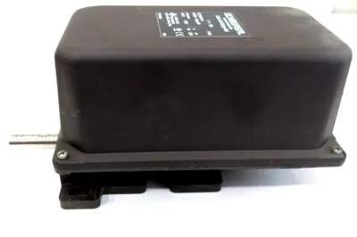 NEW SCHMERSAL 101168214 GEAR SWITCH G150-150T22/22Y-M20