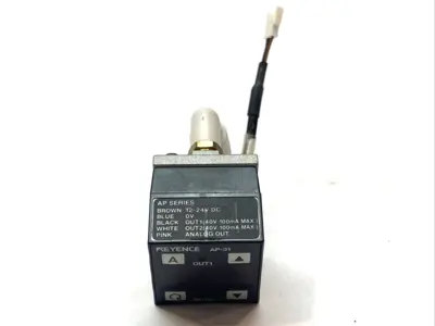 Used KEYENCE Two-Color Digital Display Pressure Sensor Unit 12-24VDC Sensors Michigan US | Maverick Industrial Sales #1392618