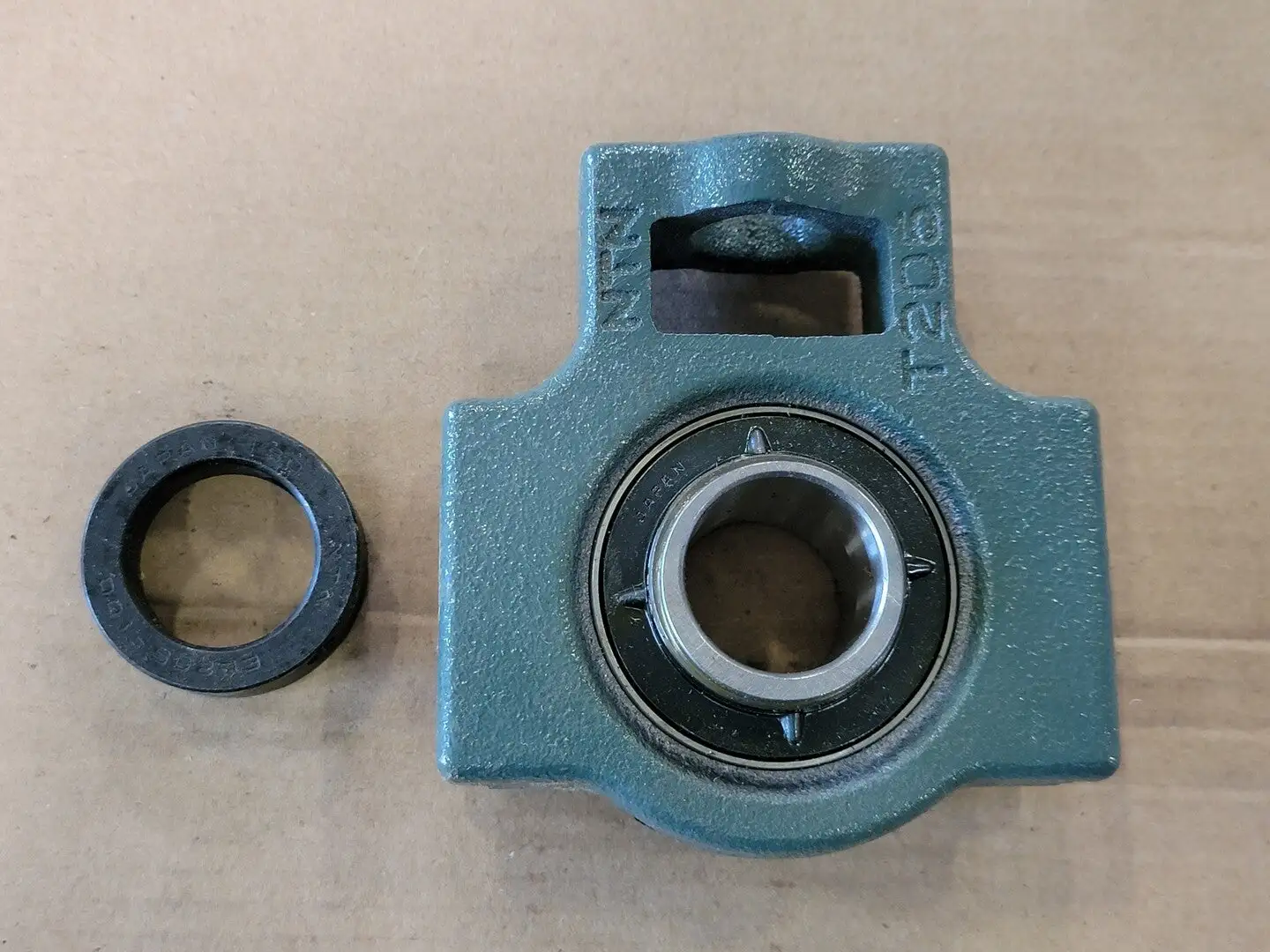 Take Up Bearing 1" Bore, UELT205100