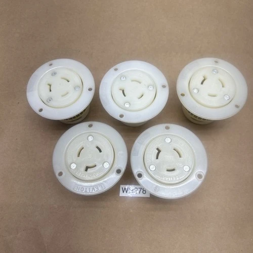 NEW Leviton L7-20