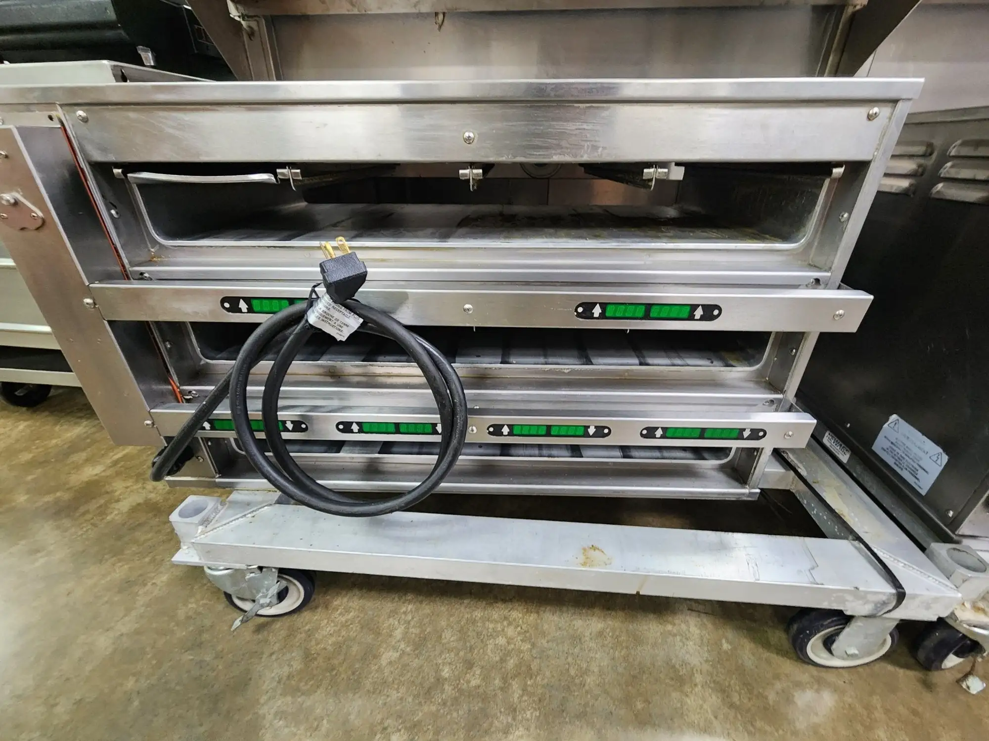 Used JS Used Duke IRHS34-2086V0R M Pass Thru Heated Food Warmer Holding Cabinet - JS Hot Food Warming, Holding, & Transport Cabinets Illinois US | Falcon Restaurant Supply #1376674