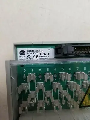 USED ALLEN BRADLEY 1492-IFM20F-F24-2