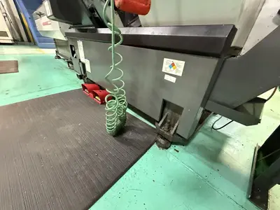 USED 2011 HAAS ST-10