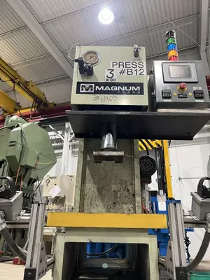 USED 2016 MAGNUM MAGNUM MCB30 PRESS