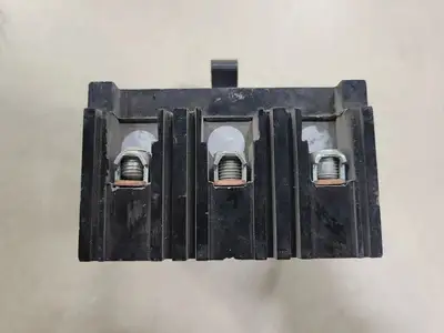 USED SQUARE D 130