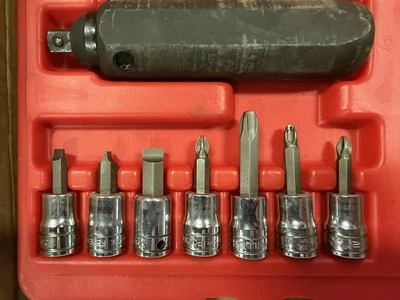 Used _UNKNOWN_ _UNKNOWN_ Screw Drivers Michigan US | Miedema Asset Management Group #1371956