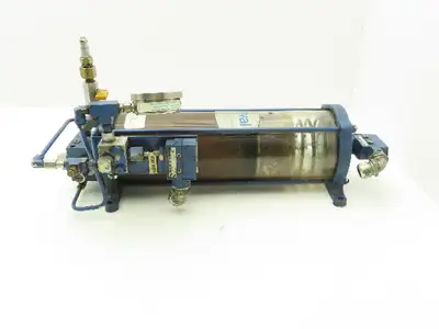 Cleveland Gear Farval TS30FKGXA Pneumatic Grease Pump Lubricator 5 Liter