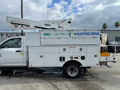 Used 2017 RAM 5500 Bucket (boom) trucks Florida US | Truck and Van Outlet #1509138