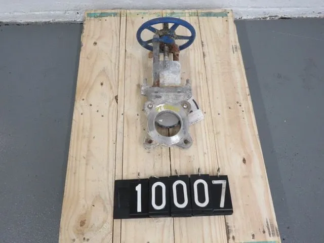 TL 3"-150 knife gate valve, hand wheel operated