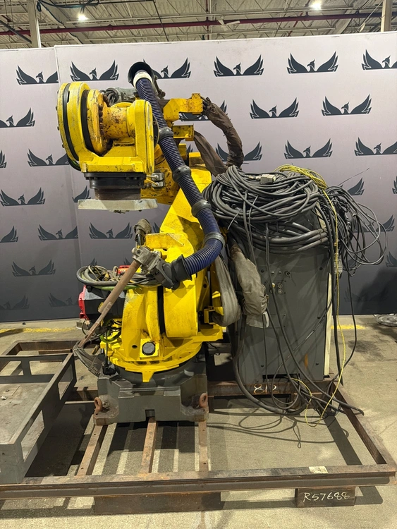 Used 2011 FANUC R-2000IB/210F + R30IB Robots Michigan US | iGAM Industrial Marketplace #909496