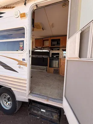 Used 2004 KEYSTONE TAIL-GATOR Campers, Caravans, Motorhomes Utah US | CSS Equipment Sales #1347550