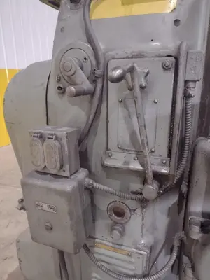 3 HP CINCINNATI MODEL 1-18 PLAIN HORIZONTAL MILLING MACHINE: STOCK #21031