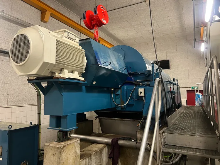 Used SHARPLES PM76.000 Decanter Centrifuges NL | Perry Equipment #1420474
