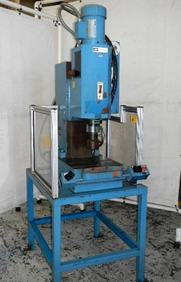 Used _UNKNOWN_ _UNKNOWN_ Rivet Spinners / Orbital New Jersey US | National Machinery Exchange #1500328