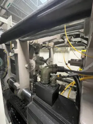 2009 TOSHIBA EC310NIIV30-8Y Injection Molding Horizontal/Vertical | Machinery Network (10)