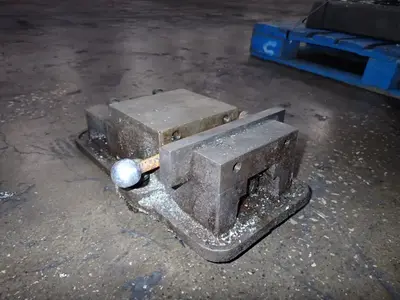 6" 6" Vise