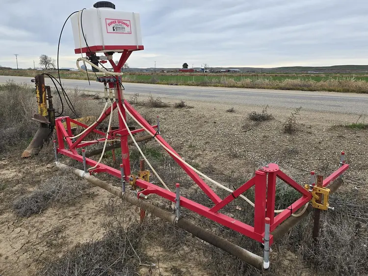 Used SMUCKER SUPER SPONGE 3-pt Mounted Sprayers Idaho US | Berry Machinery #910951