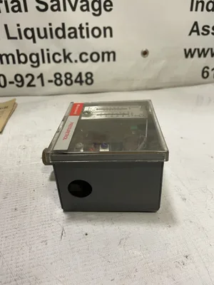 Honeywell L604A 1177 Pressuretrol Pressure Controller 5-50PSI 250V