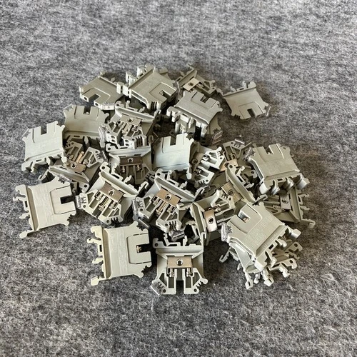Used Phoenix Contact VDE0611 Misc Electrical & Power Parts California US | Davliegogo LLC #1720193