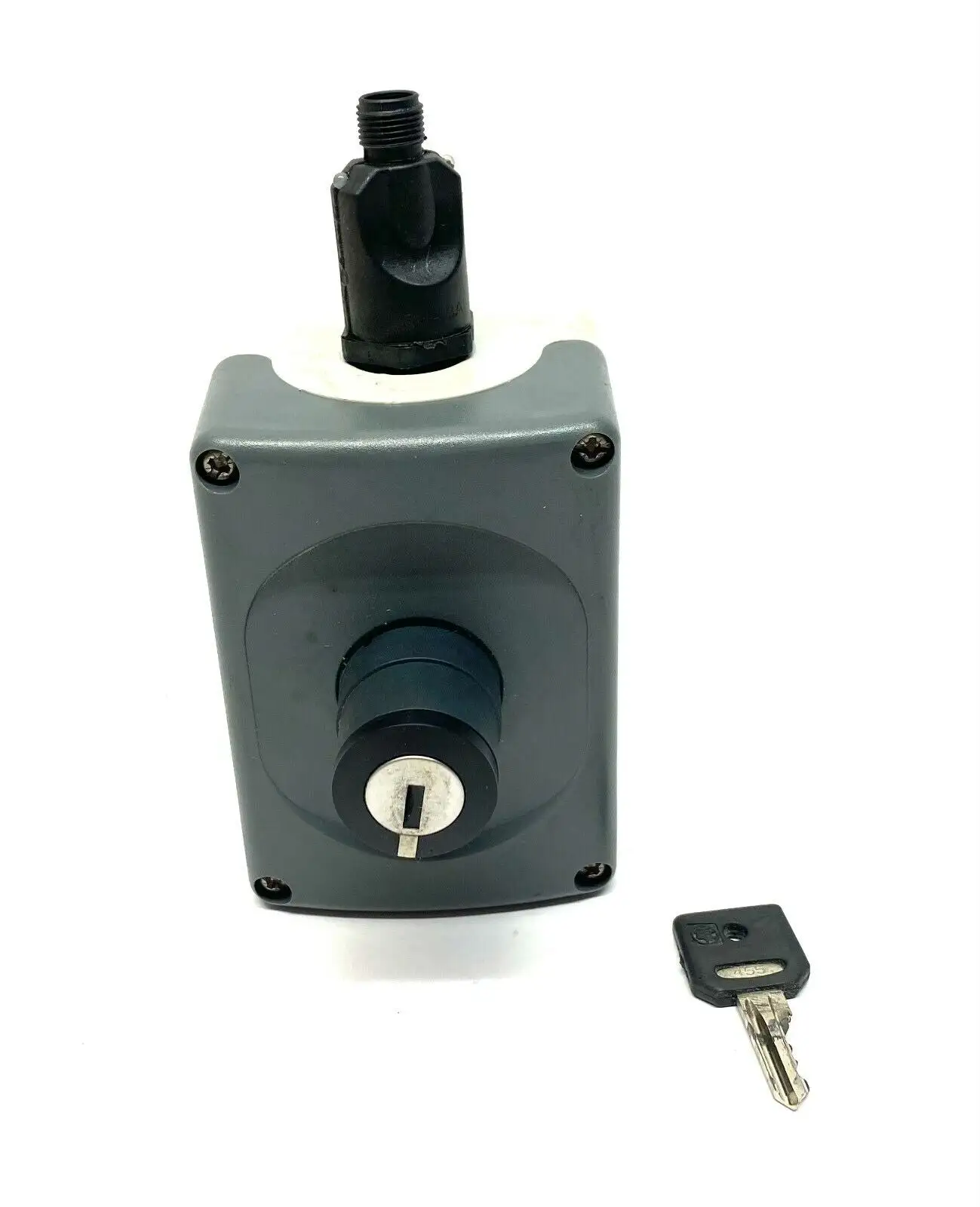 USED ABB PUSHBUTTON ENCLOSURE W/ KEY SELECTOR SWITCH