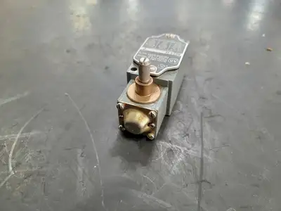 USED ALLEN-BRADLEY 802T-H