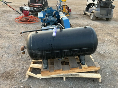 Used LEROI AIR COMPRESSOR 25 HP 880A HEAVY DUTY TWO STAGE RECIPROCATING 87.5 CFM AT 175 PSI Lubricated Reciprocating Air Compressors Michigan US | Miedema Asset Management Group #1761057