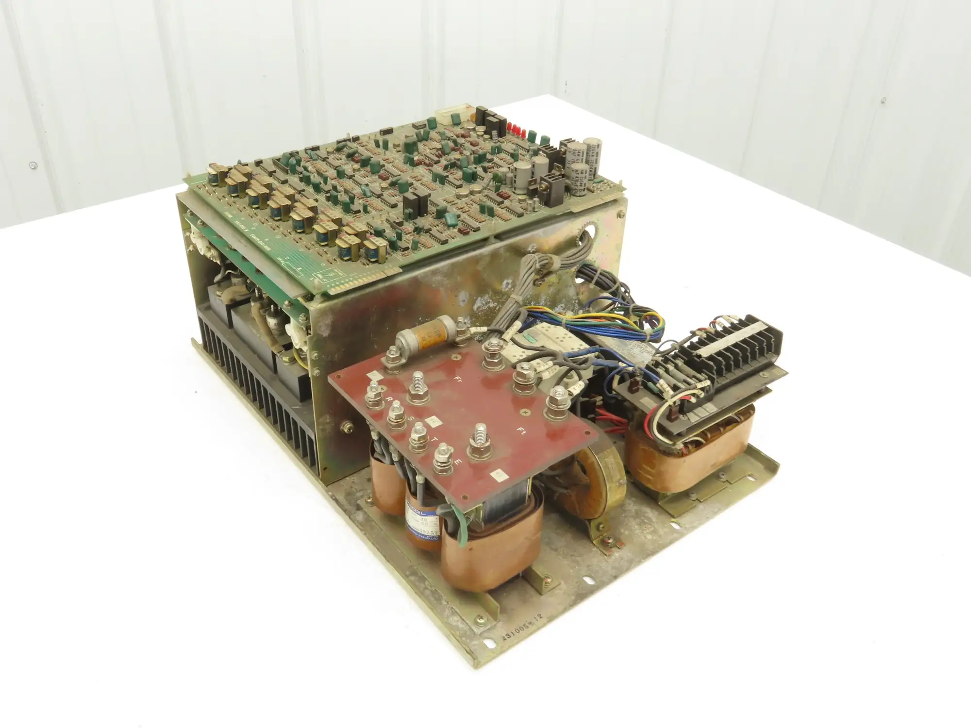 Okuma SDU-600 Servo Drive Amplifier with E4809-045-019B Circuit Board