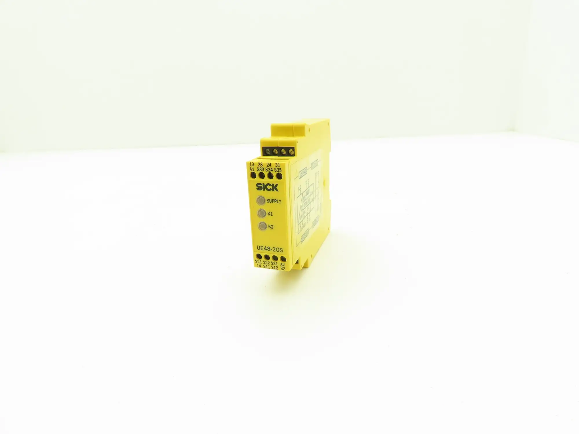 Sick UE48-20S2D2 Machine Safety Relay Module 24V 25ms Response Time Din Mount