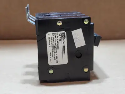 USED EATON CUTLER-HAMMER BAB3015H