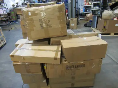 Pallet of Store Overstock and Ecommerce Product and Returns - Vickerman Christmas