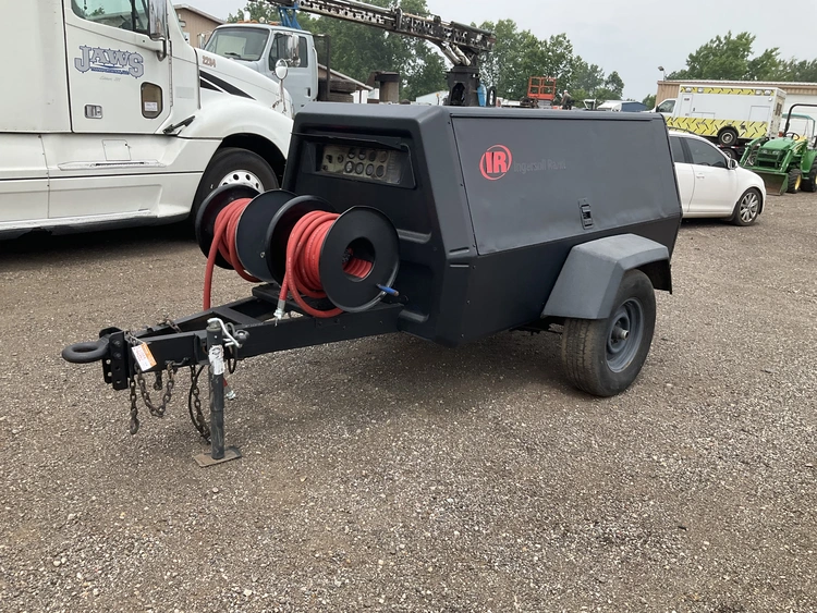 Used 1993 INGERSOLL RAND P175BWJD Air Compressors, Portable Michigan US | Miedema Asset Management Group #1320529