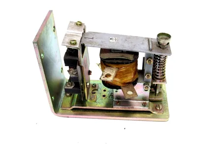NEW GENERAL ELECTRIC IC2820E500AA10C OVERLOAD RELAY 16A 393B203G10
