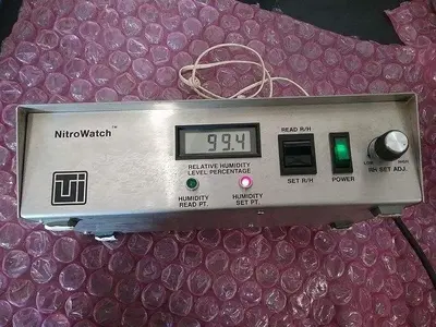 NITRO WATCH RELATIVE HUMIDITY LEVEL PERCENTAGE