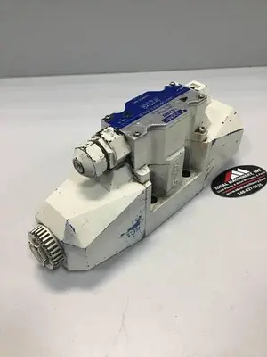 USED VICKERS DG4V-5-2C-M-P7L-H-6-30