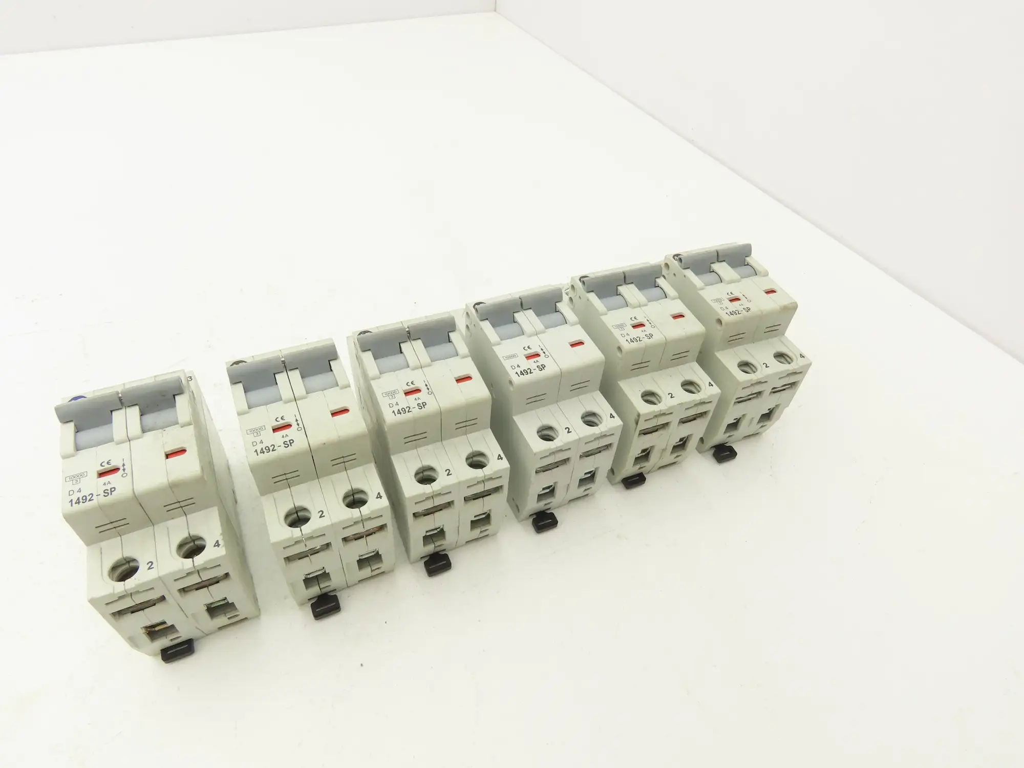 Allen Bradley 1492-SP2D040 Mini Circuit Breaker 4A 2-Pole 480V Ser C Lot of 6