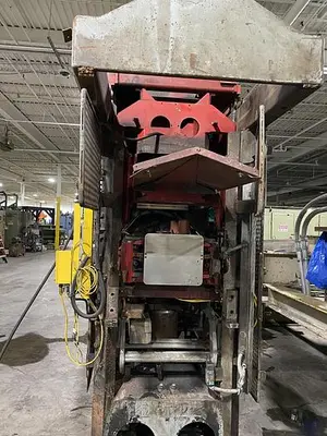 USED HUNTER 20 AUTOMATED MOLDING MACHINE