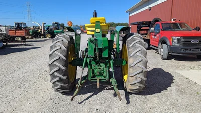 USED 1970 JOHN DEERE 2520