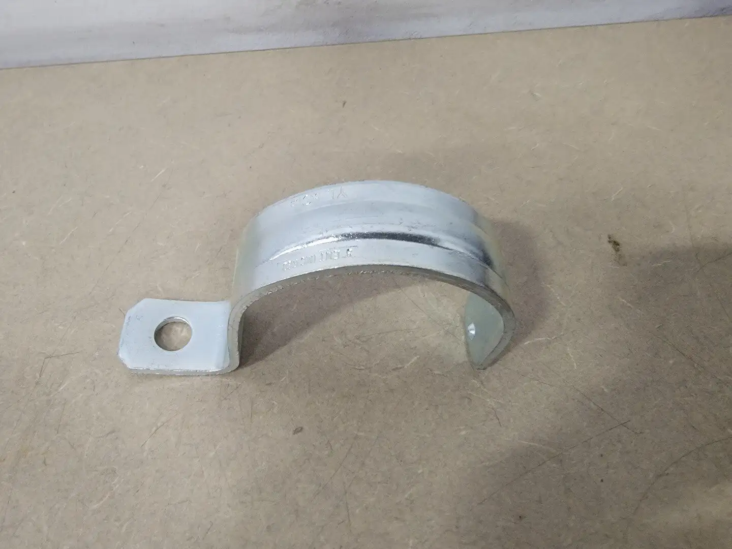 3" EMT 1-Hole Strap (Box of 75)