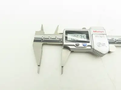 Mitutoyo 573-725 Digimatic Point Tip Caliper 0-6" 150mm .0005" NTD12P-6"PMX